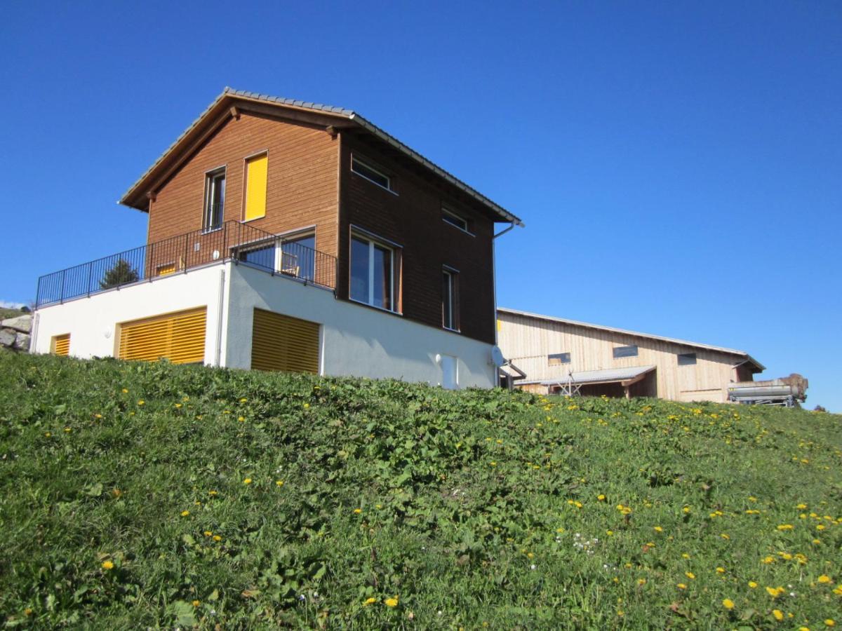 Clasgieri - 3-Zimmer-Ferienwohnung Fuer 4 - 6 Personen, 65M2 Falera Exterior photo